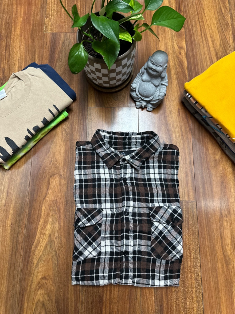 Molokai Surf Co. Men's Casual Plaid Shirt - Black and Brown